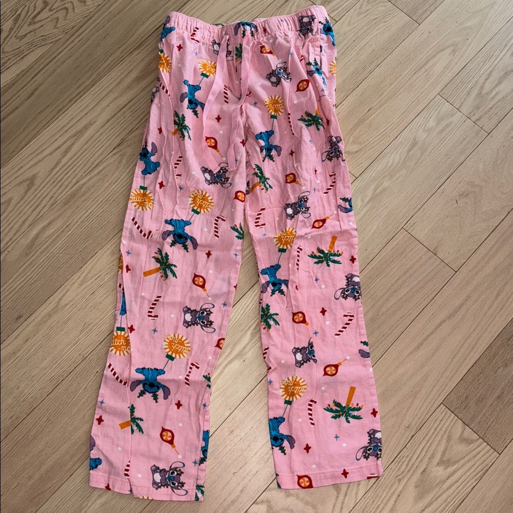 Stitch Xmas PJ set - Picture 4 of 7